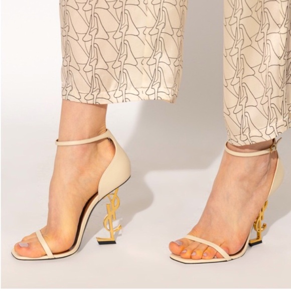 Yves Saint Laurent Shoes - Heels 👠 Authentic heels